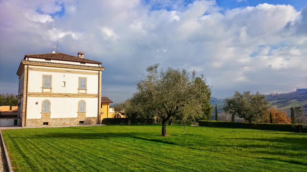 Il Casino Di Remartello Villa Loreto Aprutino Exterior photo